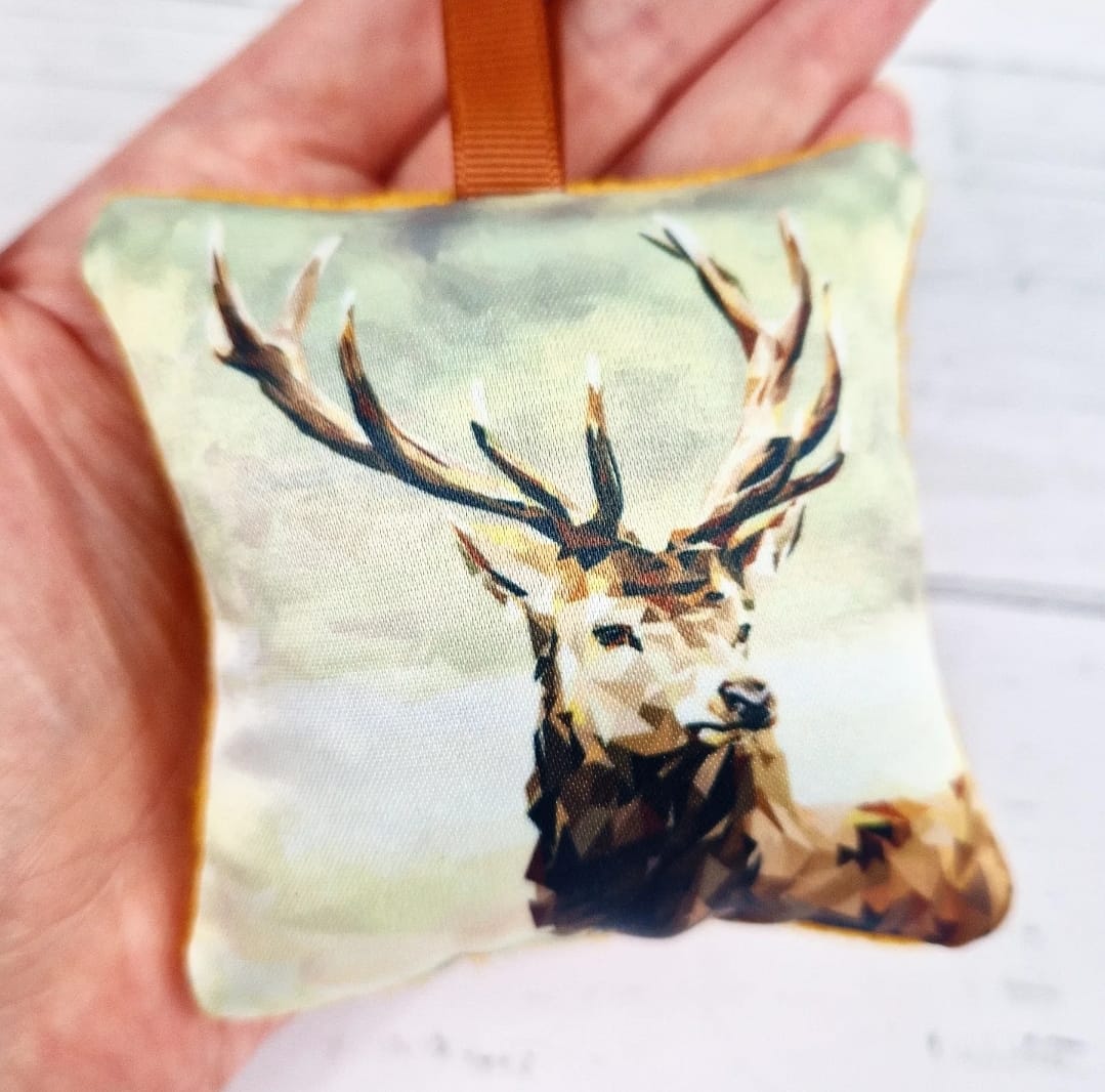 RED STAG lavender sachet