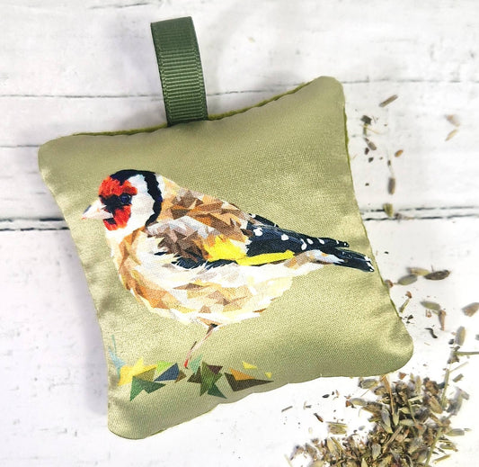 GOLDFINCH lavender sachet